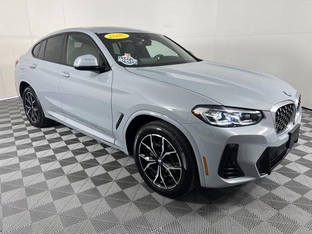 2025 BMW X4 xDrive30i