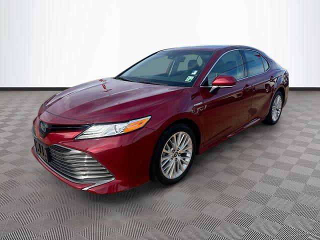 2020 Toyota Camry XLE Hybrid