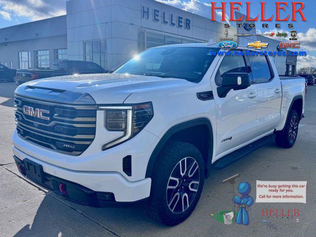 2023 GMC Sierra 1500 4WD Crew Cab Short Box AT4