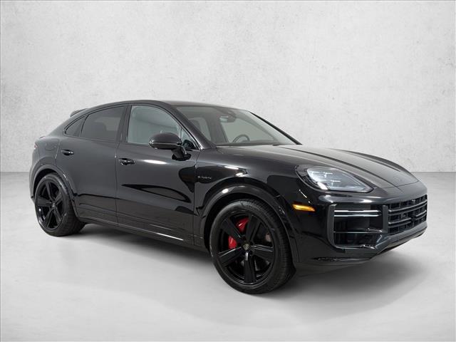 2026 Porsche Cayenne E-Hybrid Turbo