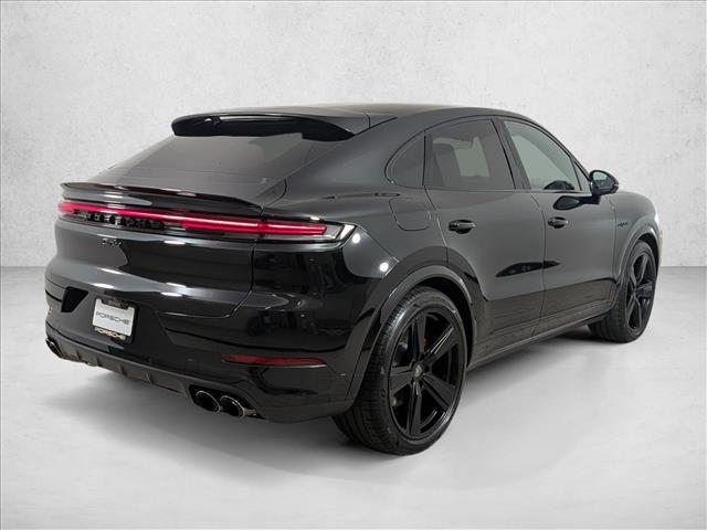 2026 Porsche Cayenne E-Hybrid Turbo