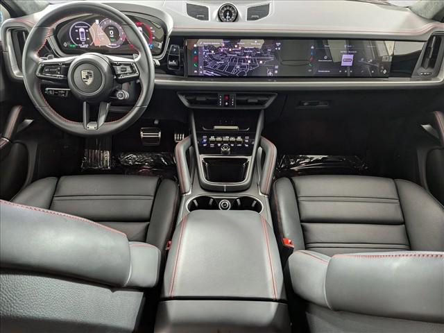 2026 Porsche Cayenne E-Hybrid Turbo