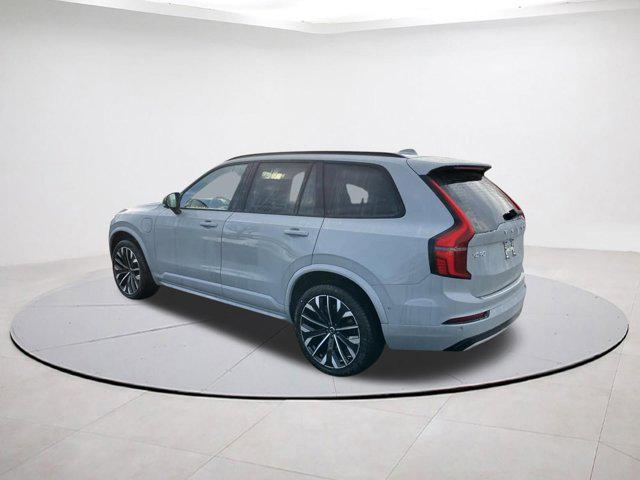 2026 Volvo XC90 Plug-In Hybrid Ultra Dark Theme, T8 AWD, Electric/Gasoline, 6 Seats