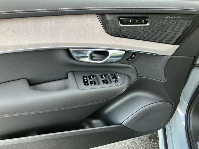 2026 Volvo XC90 Plug-In Hybrid Ultra Dark Theme, T8 AWD, Electric/Gasoline, 6 Seats