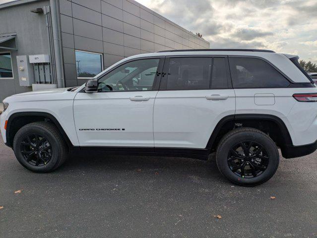 2026 Jeep Grand Cherokee Altitude 4x2