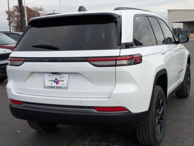 2026 Jeep Grand Cherokee Altitude 4x2