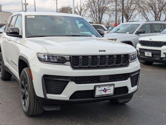 2026 Jeep Grand Cherokee Altitude 4x2