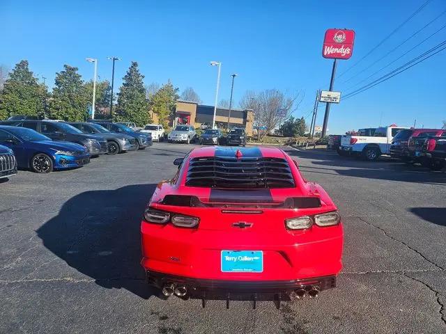 2022 Chevrolet Camaro RWD Coupe LT1
