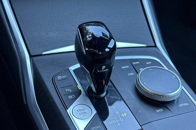 2022 BMW 3 Series 330e Sedan