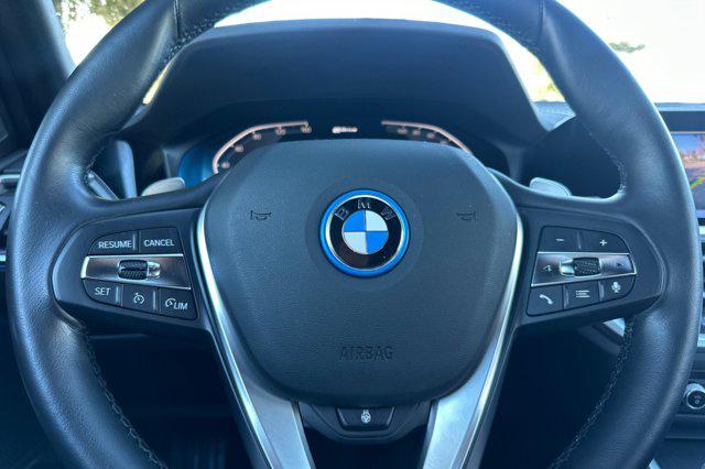 2022 BMW 3 Series 330e Sedan