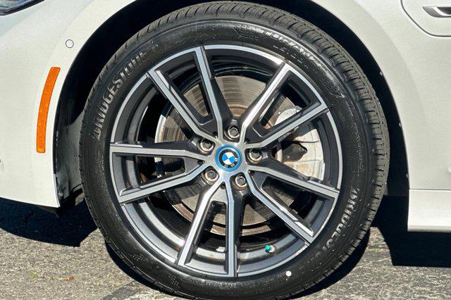 2022 BMW 3 Series 330e Sedan