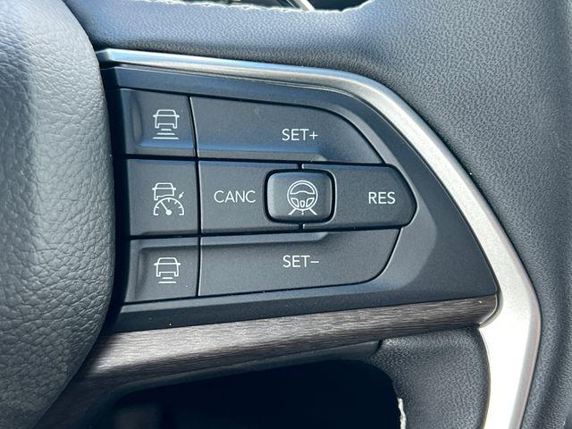 2026 Jeep Grand Cherokee Altitude 4x4