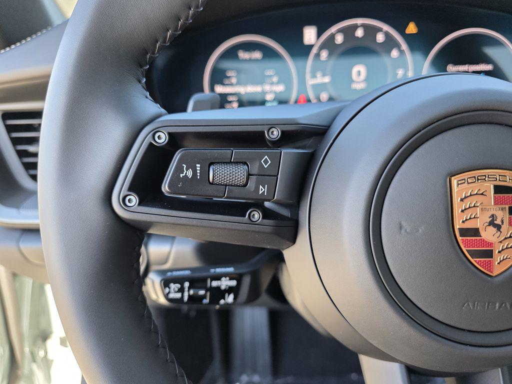 2026 Porsche 911 S - Photo 27