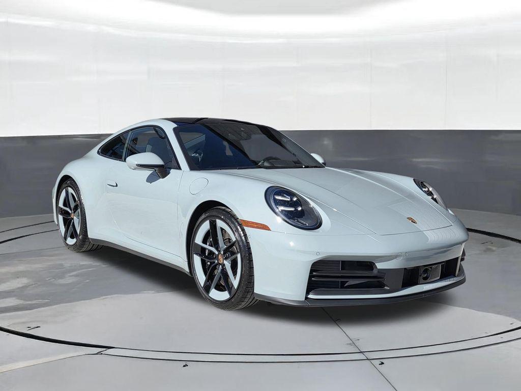 2026 Porsche 911 S - Photo 6