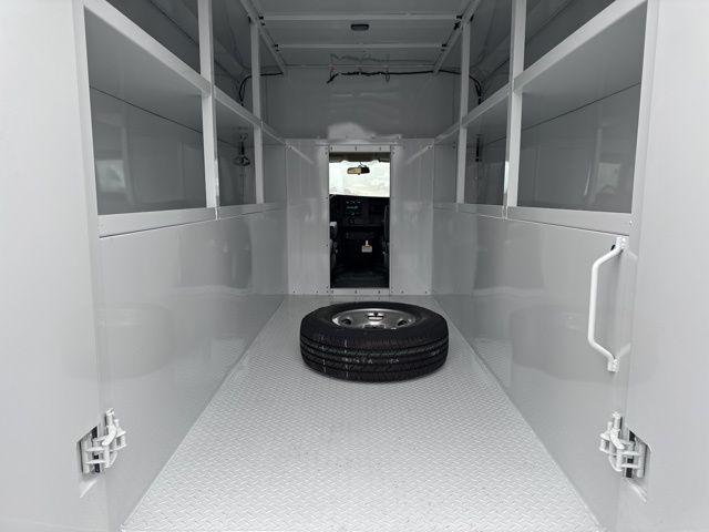 2025 GMC Savana Cutaway Work Van