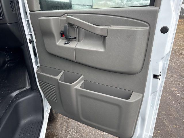 2025 GMC Savana Cutaway Work Van