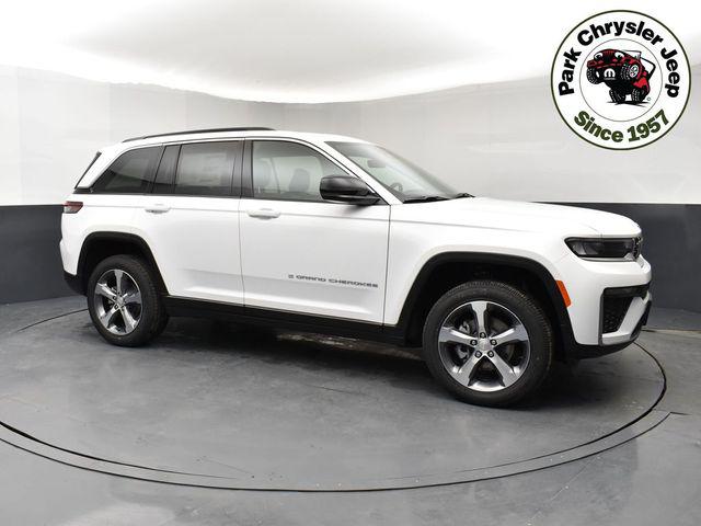 2026 Jeep Grand Cherokee Limited 4x4 for sale in Burnsville, MN