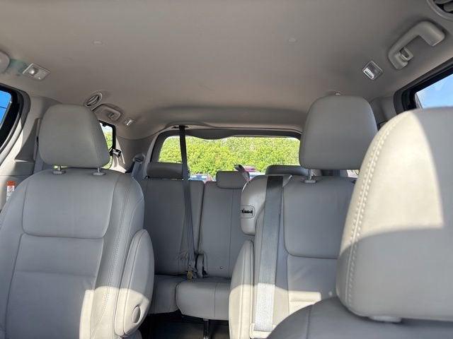 2017 Toyota Sienna XLE 8 Passenger