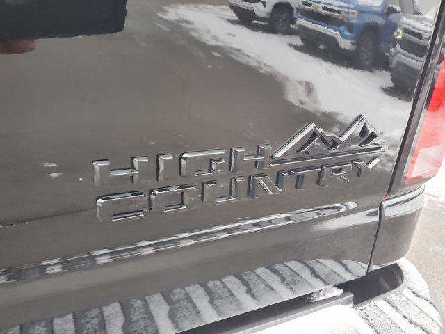 2026 Chevrolet Silverado 2500HD Crew Cab, Standard Bed, High Country, 4WD