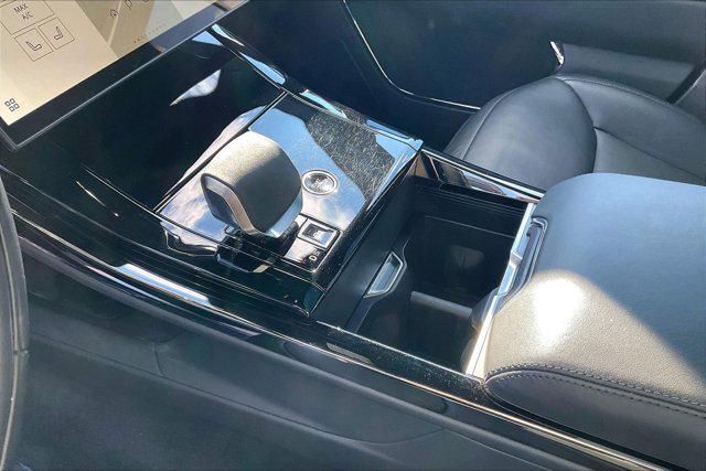 2025 Land Rover Range Rover Sport P360 SE
