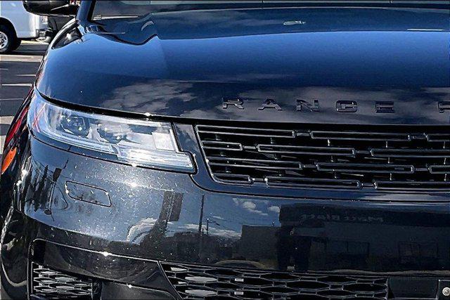 2025 Land Rover Range Rover Sport P360 SE