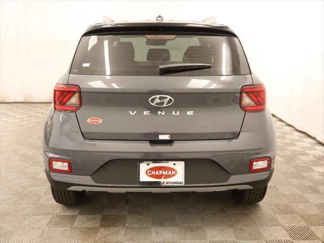 2026 Hyundai Venue SEL w/Two-Tone Roof