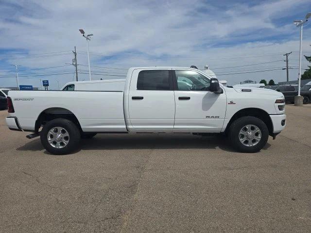 2026 RAM Ram 3500 RAM 3500 BIG HORN CREW CAB 4X4 8 BOX