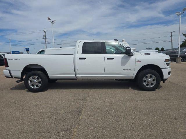 2026 RAM 3500 RAM 3500 BIG HORN CREW CAB 4X4 8 BOX