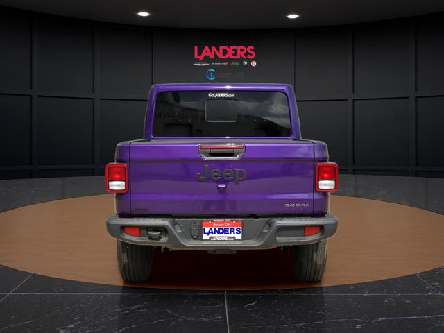 2026 Jeep Gladiator GLADIATOR SAHARA 4X4