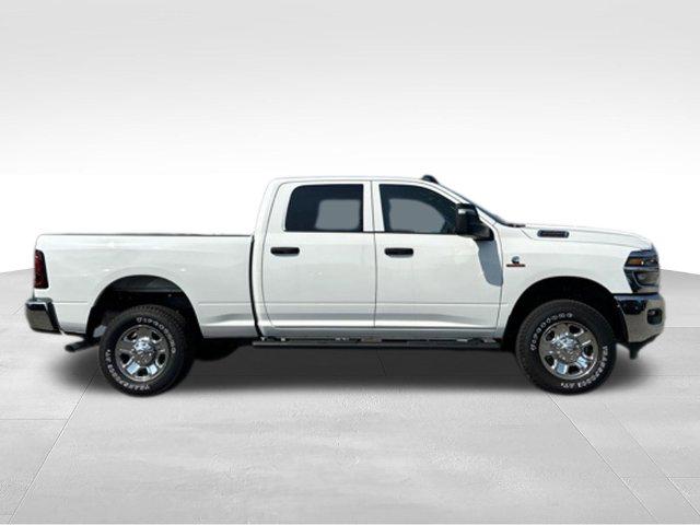 2026 Ram 2500 Tradesman Crew Cab 4x4 64 Box