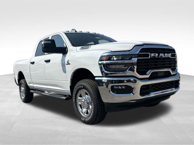 2026 Ram 2500 Tradesman Crew Cab 4x4 64 Box
