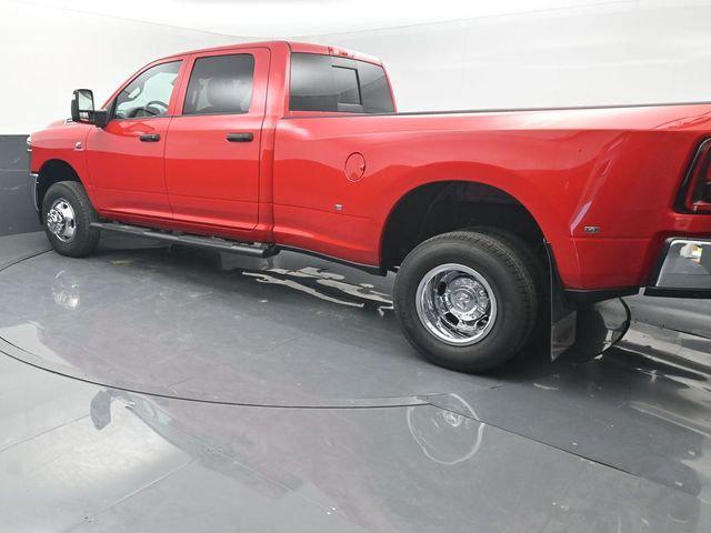 2026 RAM Ram 3500 RAM 3500 TRADESMAN CREW CAB 4X4 8 BOX
