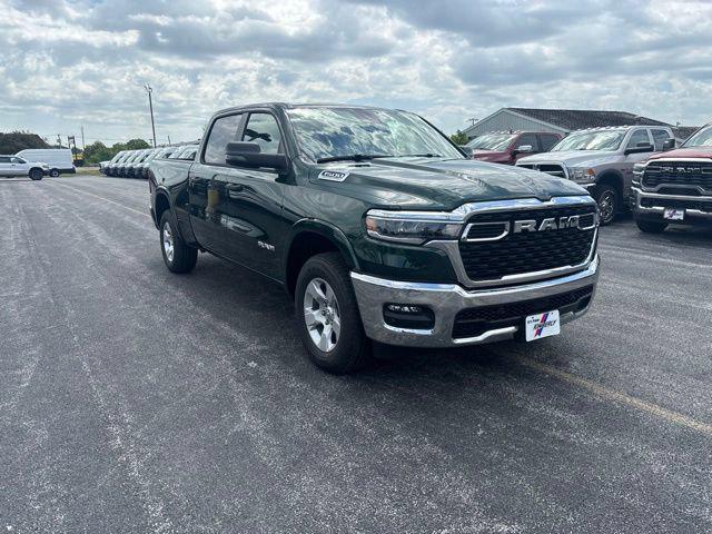 2026 RAM 1500 RAM 1500 BIG HORN CREW CAB 4X4 64 BOX