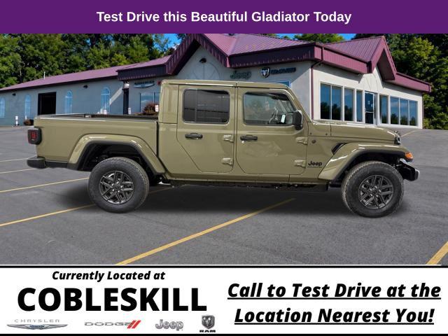2026 Jeep Gladiator GLADIATOR SPORT S 4X4