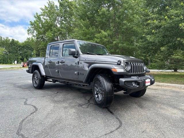 2026 Jeep Gladiator GLADIATOR SPORT S 4X4 2026 Jeep Gladiator GLADIATOR SPORT S 4X4