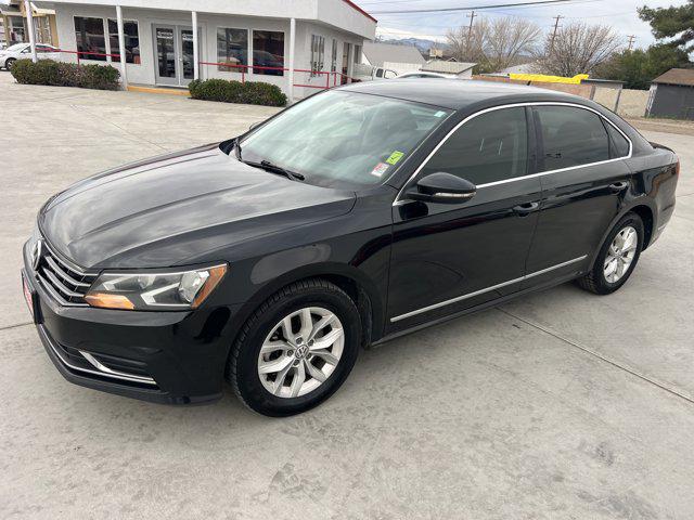 2016 Volkswagen Passat S