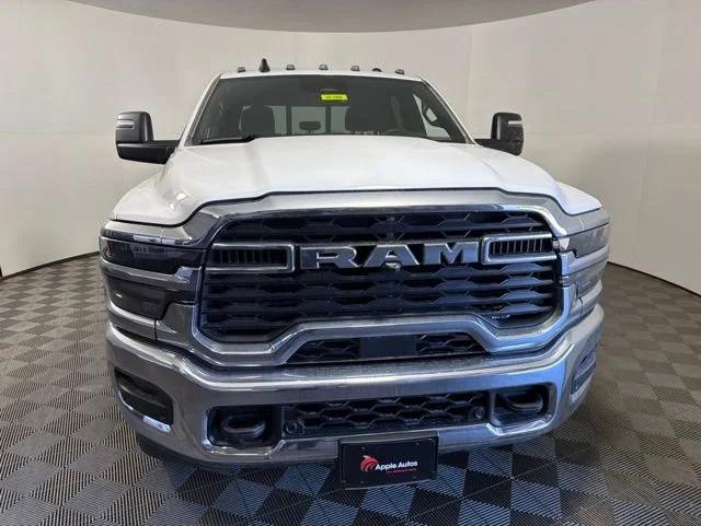 2026 RAM Ram 3500 RAM 3500 TRADESMAN CREW CAB 4X4 8 BOX 2026 RAM Ram 3500 RAM 3500 TRADESMAN CREW CAB 4X4 8 BOX