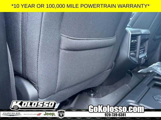 2026 Ram 1500 Big Horn Crew Cab 4x4 5'7" Box