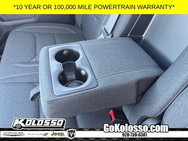 2026 Ram 1500 Big Horn Crew Cab 4x4 5'7" Box
