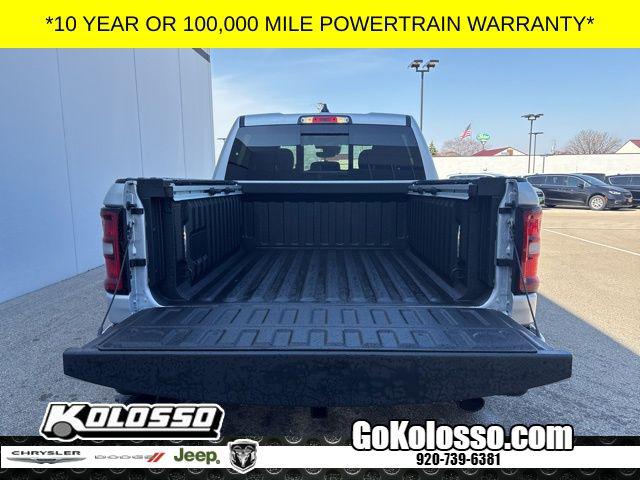 2026 Ram 1500 Big Horn Crew Cab 4x4 5'7" Box