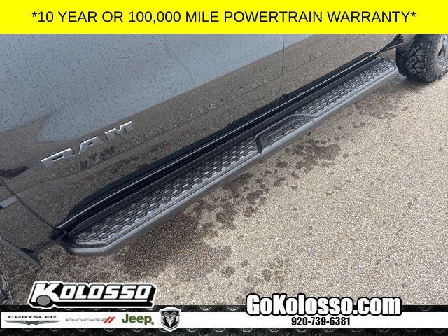 2026 Ram 1500 Warlock Crew Cab 4x4 5'7" Box