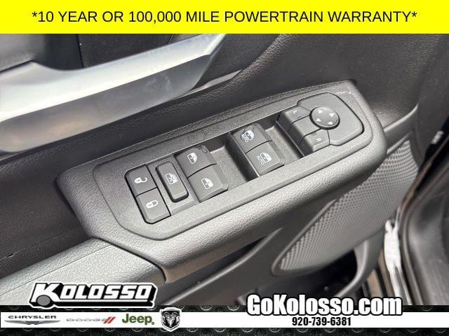 2026 Ram 1500 Warlock Crew Cab 4x4 5'7" Box