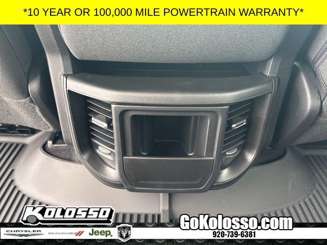 2026 Ram 1500 Warlock Crew Cab 4x4 5'7" Box