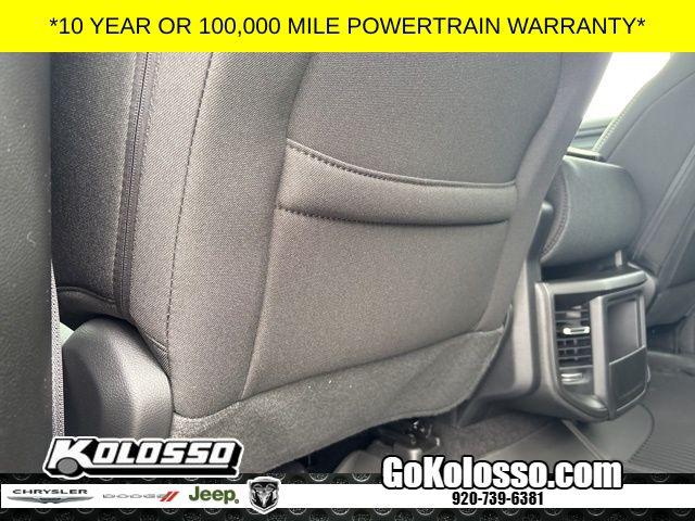 2026 Ram 1500 Warlock Crew Cab 4x4 5'7" Box