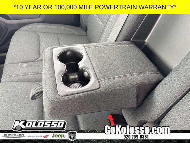 2026 Ram 1500 Warlock Crew Cab 4x4 5'7" Box