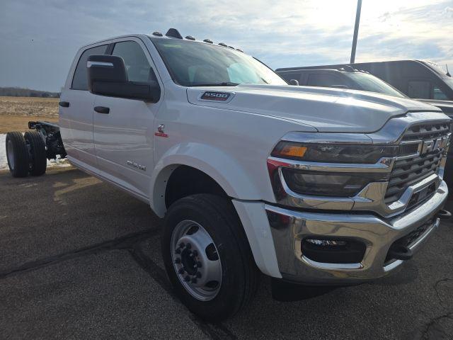 2026 RAM Ram 5500 Chassis Cab RAM 5500 BIG HORN CHASSIS CREW CAB 4X2 84 CA