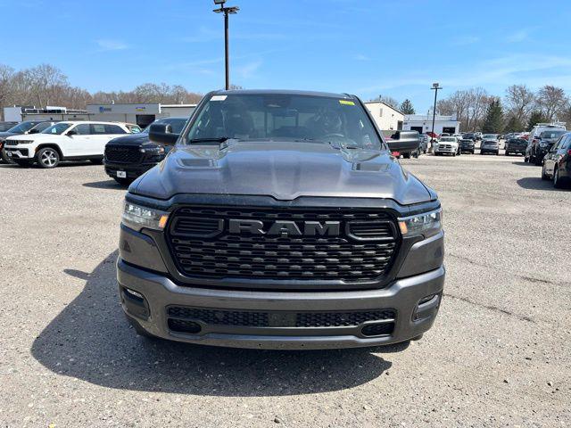 2026 Ram 1500 Express Crew Cab 4x4 5'7" Box