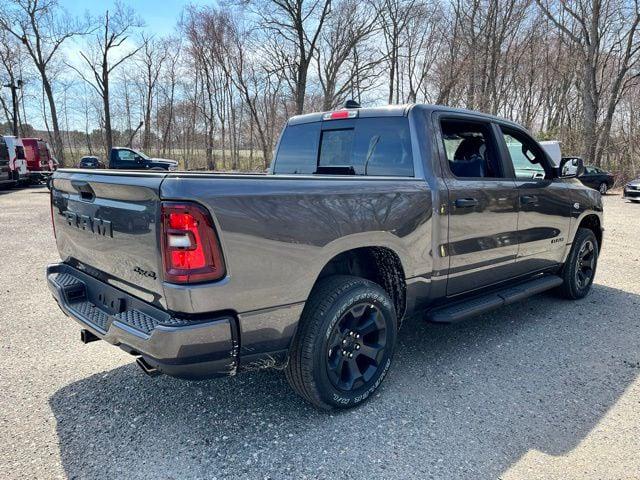 2026 Ram 1500 Express Crew Cab 4x4 5'7" Box
