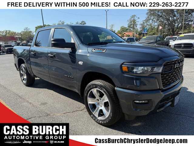 2026 Ram 1500 Express Crew Cab 4x4 57 Box
