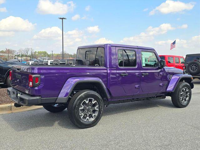2026 Jeep Gladiator GLADIATOR SAHARA 4X4